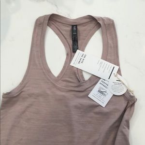 Vuori Lux Performance Tank Dusk Heather Small